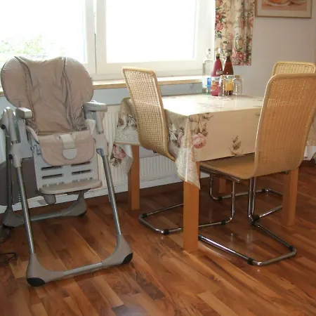 شقة Ferienwohnung Rheinblick *